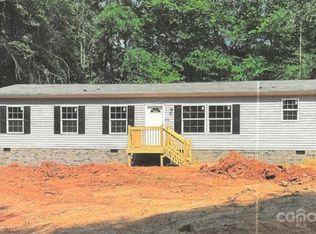 413 Twin Oaks Rd, Statesville, NC 28625