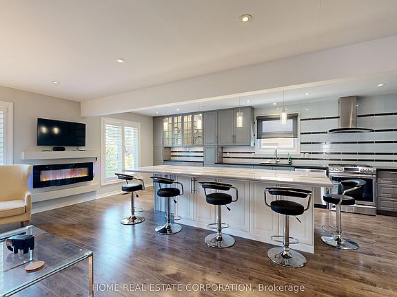 3rd image of 13 Rene Ln