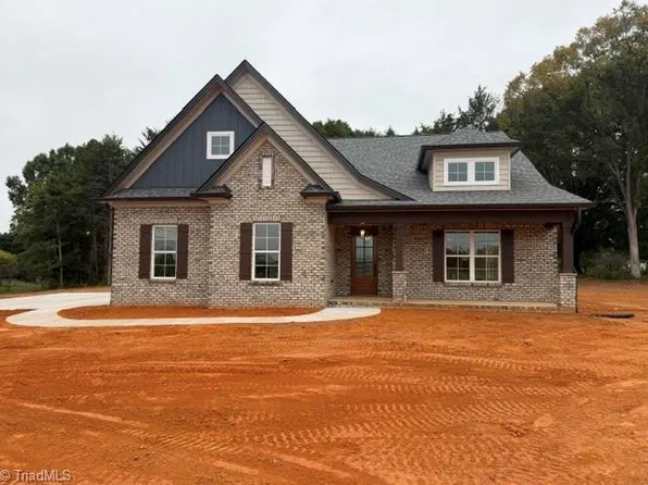 114 Rainbow Rd, Advance, NC 27006