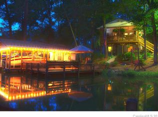 810 Springwood Dr, Mount Gilead, NC 27306