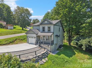12 Whipoorwill Way, Waynesville, NC 28786