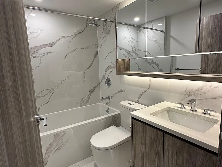 75 Billes Hts #640 — Photo 13
