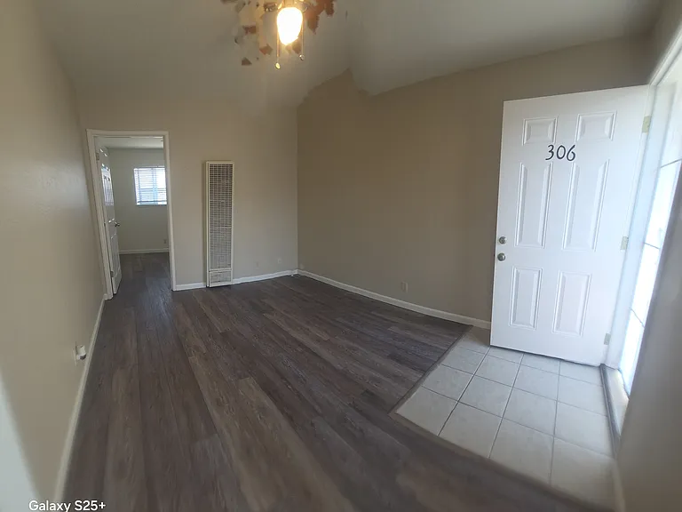 306 Perrymont Ave — Photo 6