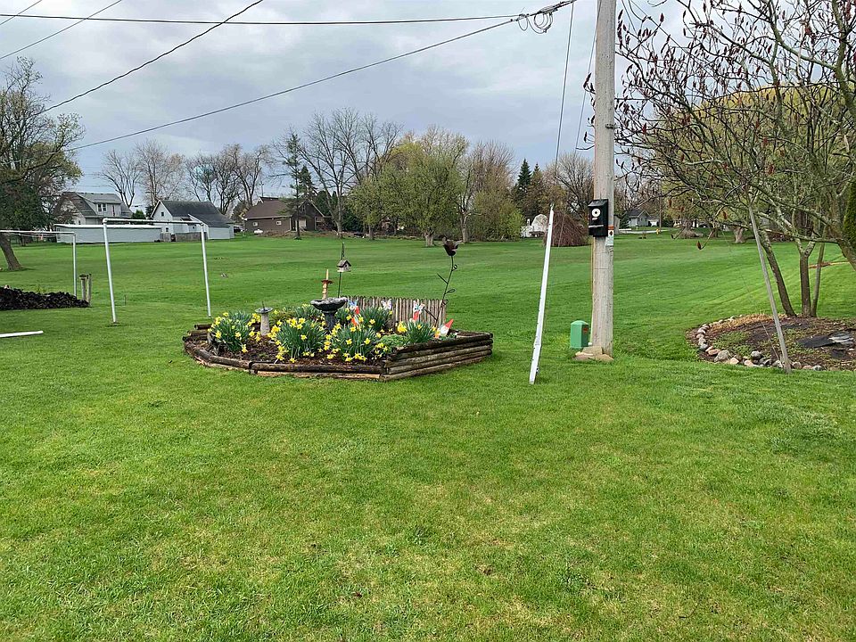 217 Lilac Ln, Little Chute, WI 54140 MLS 50274429 Zillow