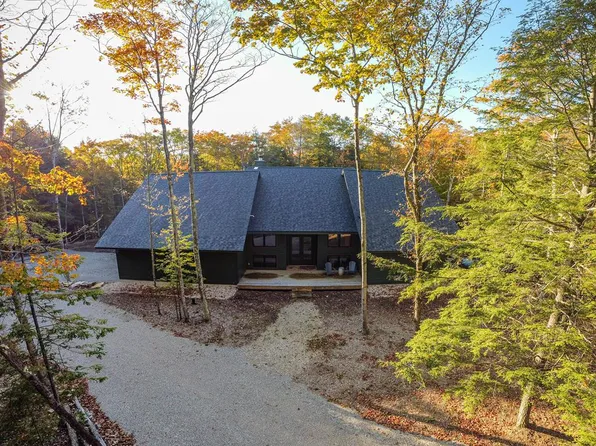 8948 County Road Q, Baileys Harbor, WI 54202