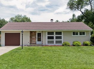 211 21st St NW, Cedar Rapids, IA 52405
