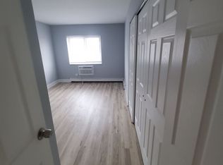 333 Hawthorne Cir #6, Mount Prospect, IL 60056