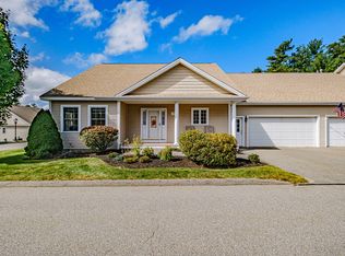 18 Sand Point Ln #12, Cumberland Foreside, ME 04110