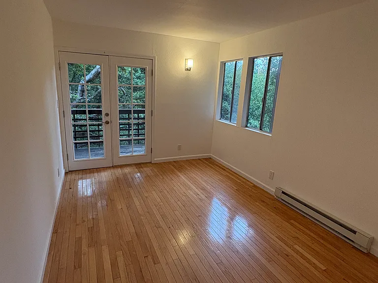 2820 London Rd — Photo 13