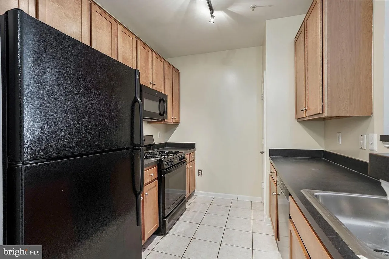 1 bed, 772 sqft, $1,860 — Photo 1