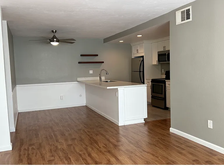 10767 San Diego Mission Rd #103 — Photo 19