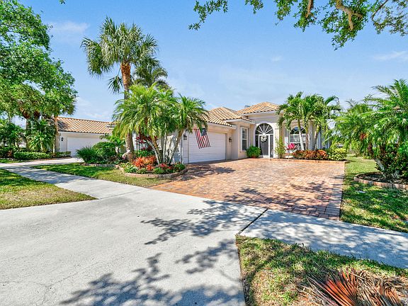 3rd image of 8080 SE Paurotis Lane