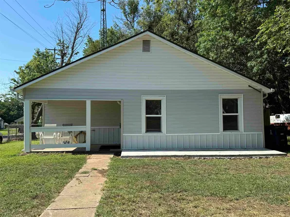 501 W Towanda Ave, El Dorado, KS 67042
