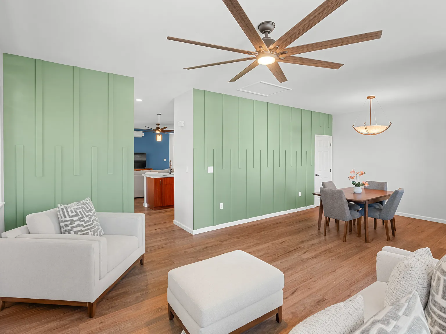 4 bed, 2092 sqft, $6,000 — Photo 4