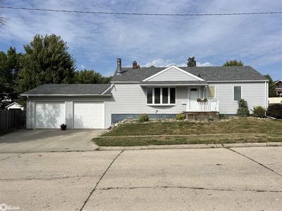 602 W 14th St, Carroll, IA, 51401