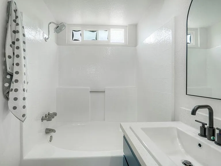 6817 Watercourse Dr — Photo 23