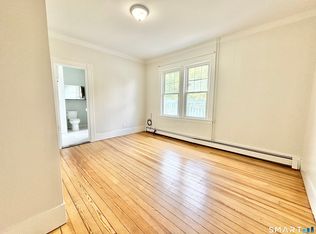 198 Ocean Dr E #2F, Stamford, CT 06902