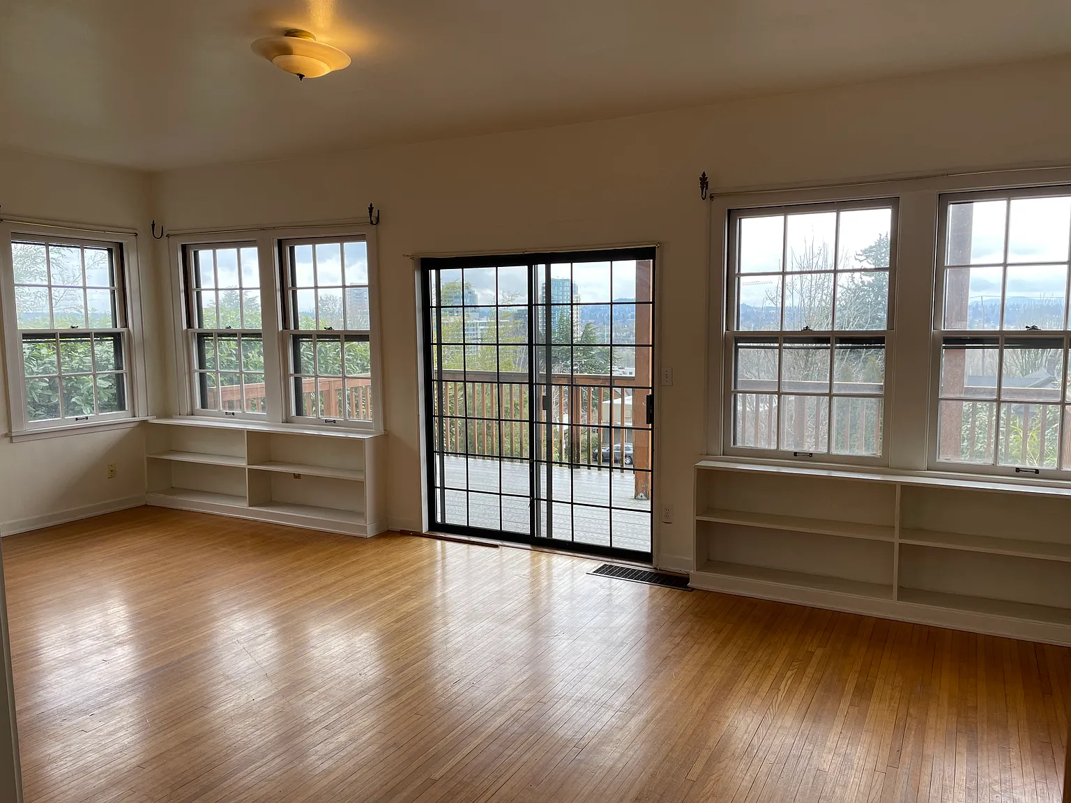 2 bed, 1200 sqft, $1,795 — Photo 4