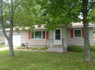 847 Center St, Muskegon, MI 49442