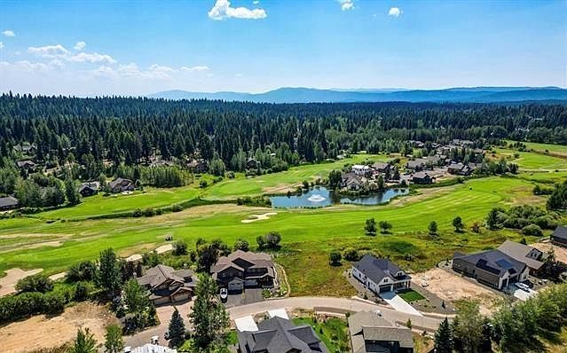 1400&04 Mountain Meadow Dr