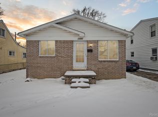 23569 Stewart Ave, Warren, MI 48089