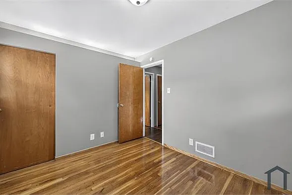 158 Monteith Cir — Photo 17