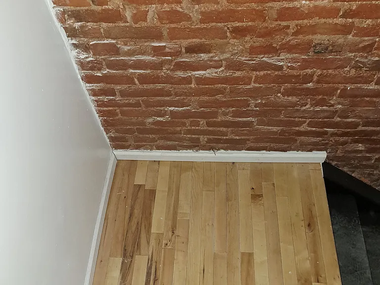 1353 W Jerome St #2 — Photo 9