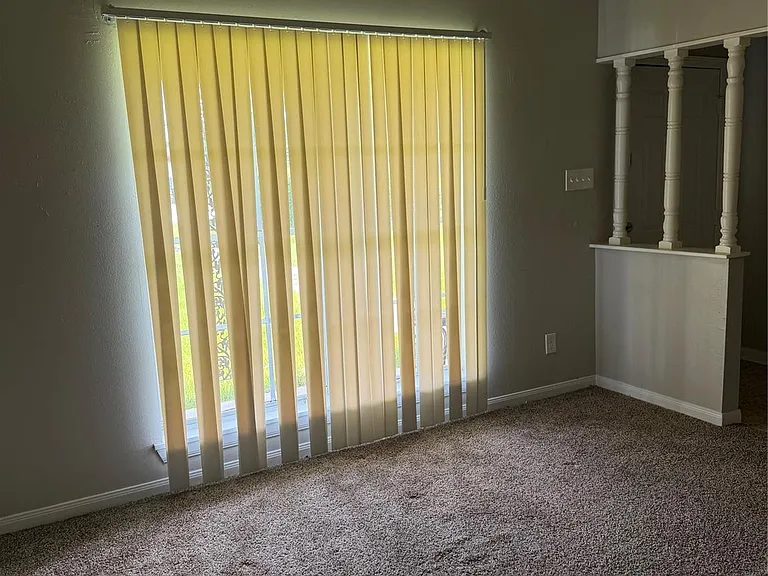 3203 Cliffdale St — Photo 6