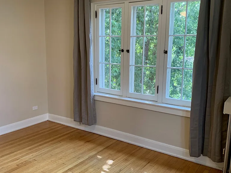 1312 N Lafayette St #9 — Photo 3