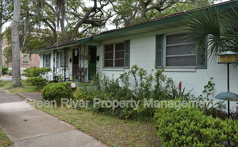 1654 Talbot Ave — Photo 2
