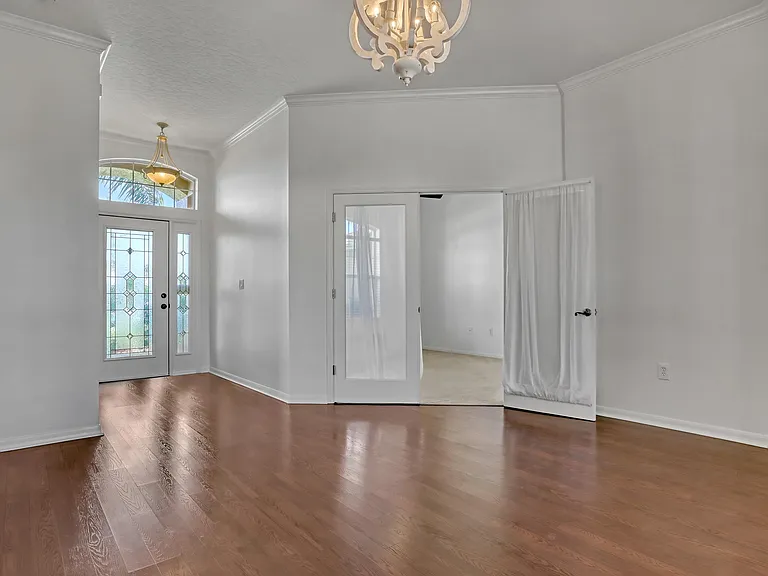 811 Spanish Cay Dr — Photo 3