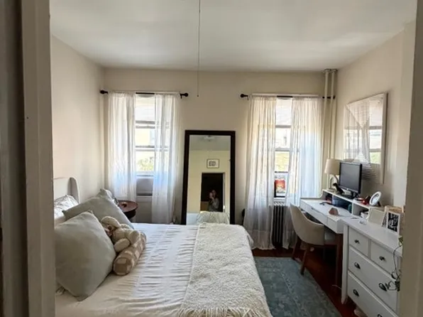 119 Willow Ave, Hoboken, NJ 07030