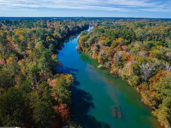 464 Old Dames Ferry Rd, Juliette, GA 31046