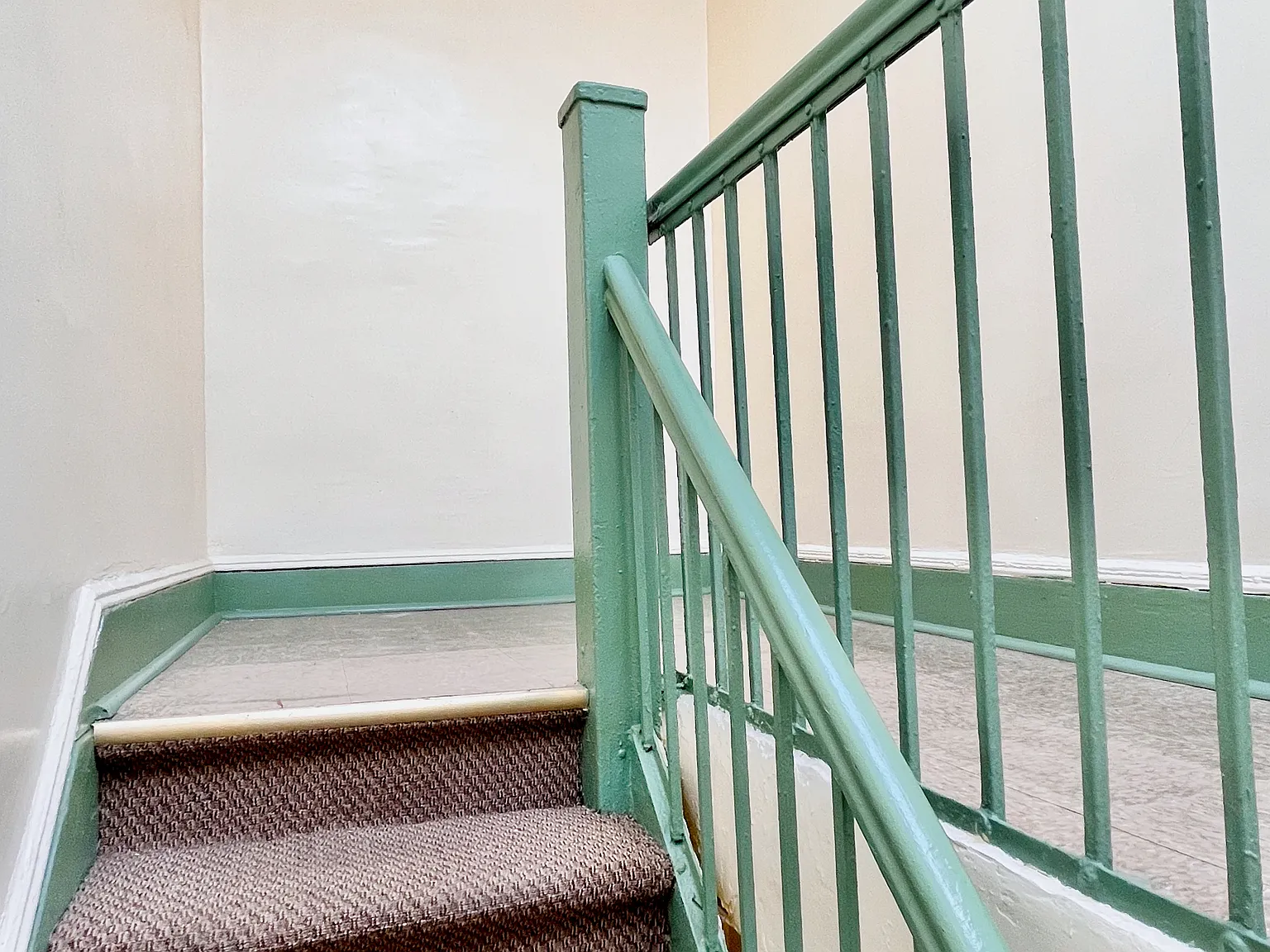 516 Sterling Place — Photo 2