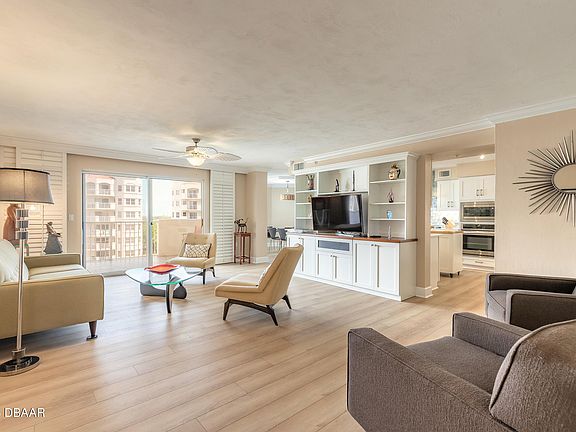 2nd image of 1 John Anderson Dr APT 607