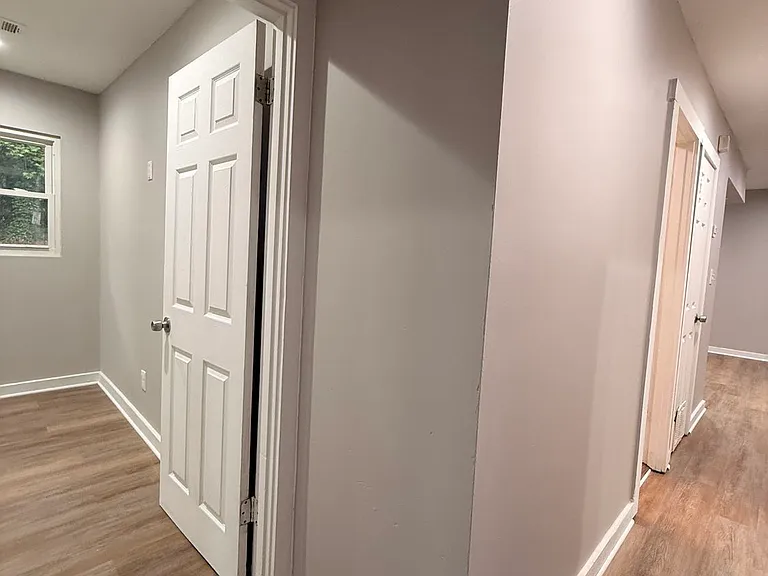 657 Robert E Lee Pkwy — Photo 13
