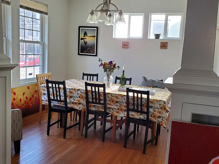 Dining room.
