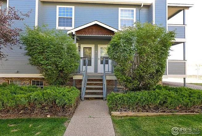 3200 Azalea Dr #E3 — Photo 1