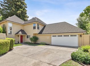 820 Lake Front Dr, Sacramento, CA