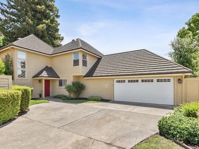 820 Lake Front Dr, Sacramento, CA, 95831