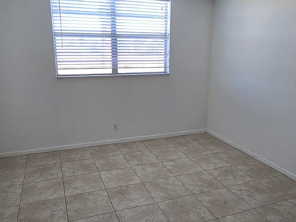 4th image of 9949 Sandalfoot Blvd APT 531