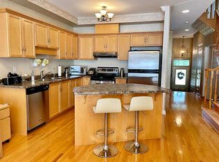 516 Lumberton Cres, Mississauga, ON L4Z3Z7