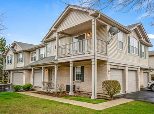 1577 Auburn Ln, Gurnee, IL 60031