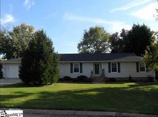 11 Cunningham Cir, Taylors, SC 29687