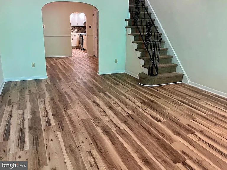 543 N Simpson St — Photo 2