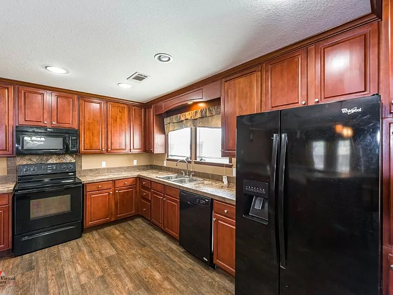 571 Seven Pines Rd — Photo 17