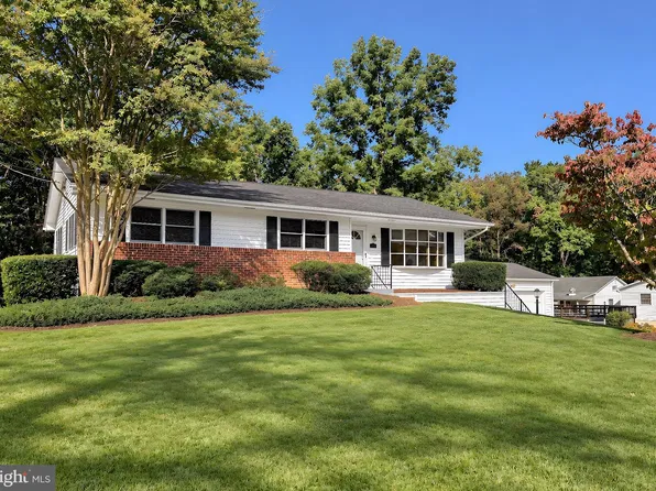 24445 Mount Pleasant Rd, Hollywood, MD 20636