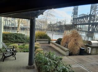 606 NW Naito Pkwy APT A24, Portland, OR 97209