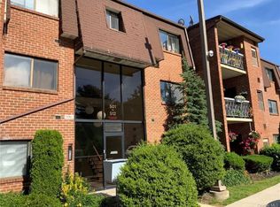 318 Kennedy Dr, Spring Valley, NY 10977