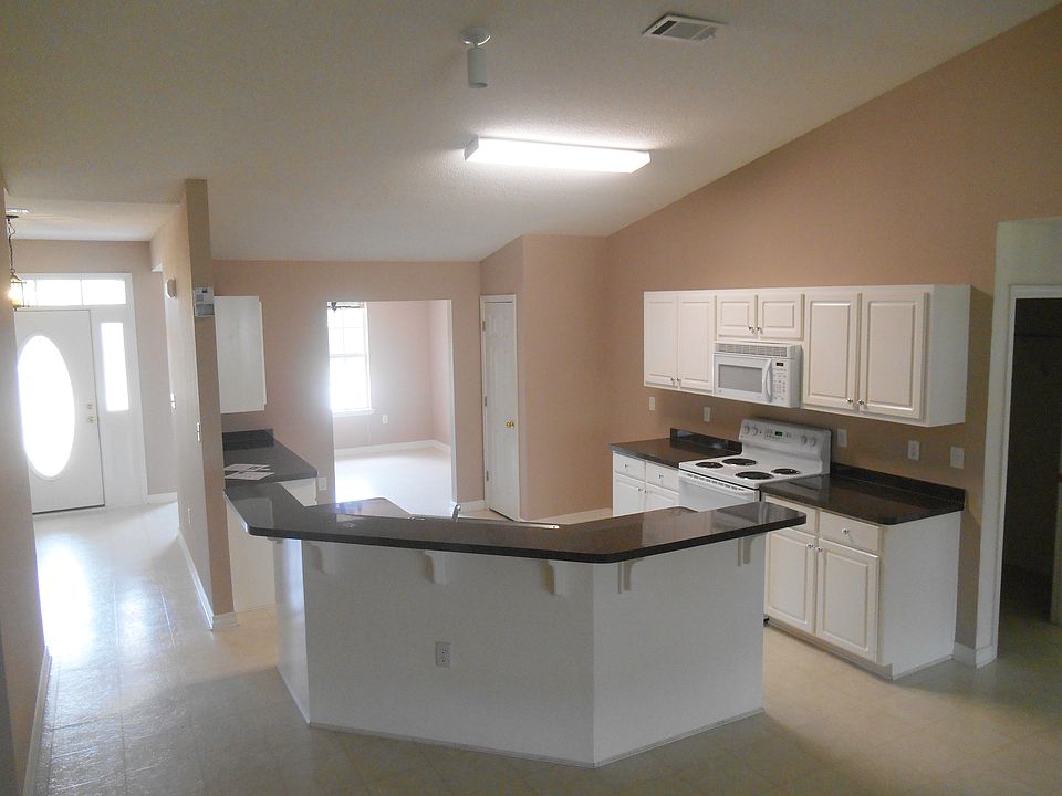 1st image of 1459 Connemara Cir